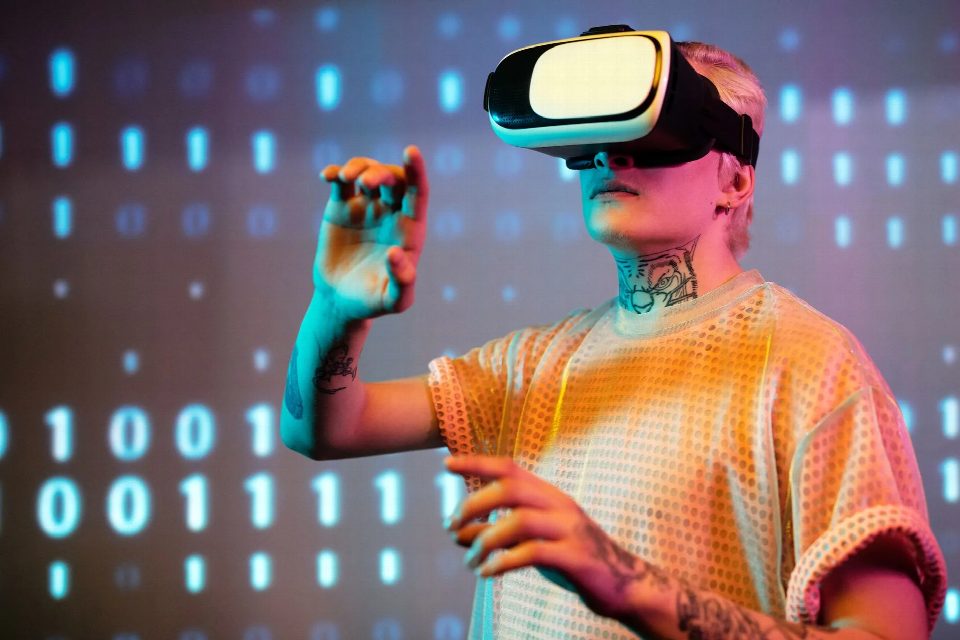 The Future of Tech: What's Driving the Latest Breakthroughs in Silicon Valley technology