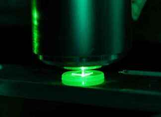 Building Scalable Quantum Computers with Diamonds for Real-World Applications news-07112024-223735