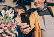 Google Adds Digital Watermarks to Images Edited with Magic Editor AI google-adds-digital-watermarks-to-mages-edited-with-magic-editor-a